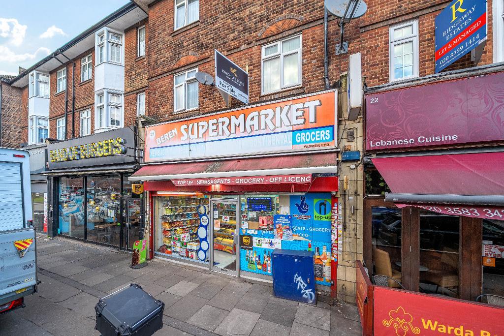 The Broadway, Southgate, London, UK, N14 6PH