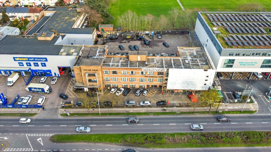 Great cambridge, Enfield, London, EN1 3GN